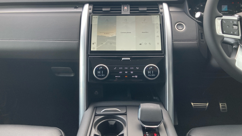 Land Rover Discovery 3.0 D350 Dynamic SE 5dr Auto Diesel Station Wagon